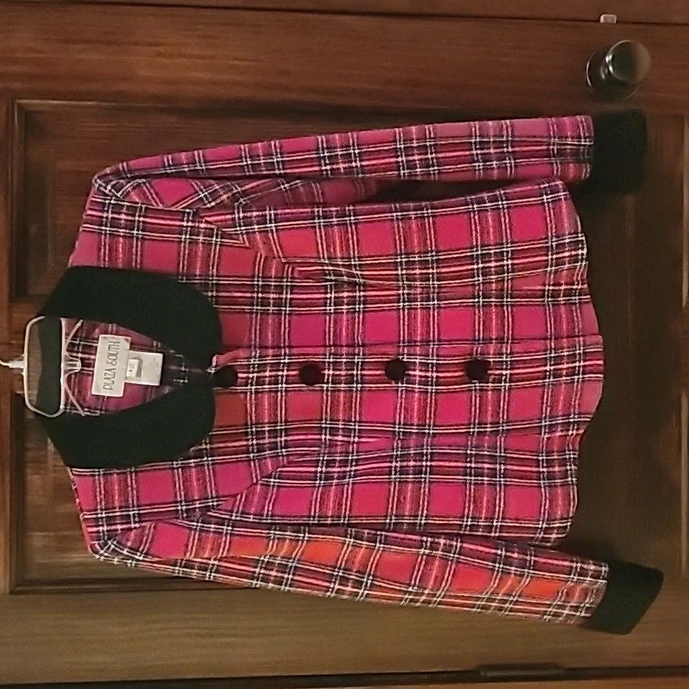 Plaza South Blazer/top, size 6, red multi
